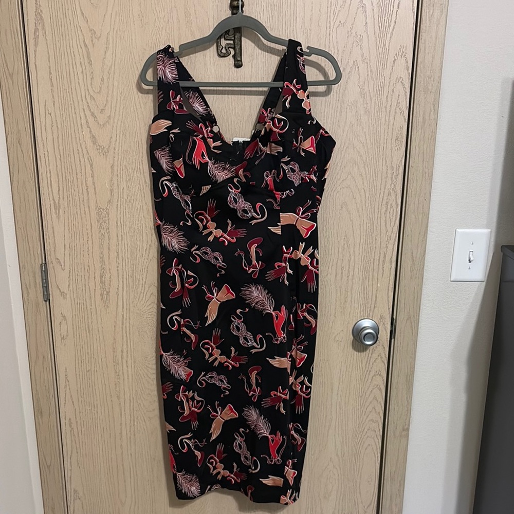 Black and Pink Sleeveless V-Neck Sheath Midi Dress